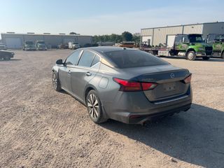 2022 Nissan Altima SV FWD - Exterior Rear Left Corner Image